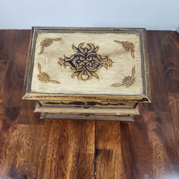 Vintage Florentine Musical Jewelry Box - Picture 2 of 12